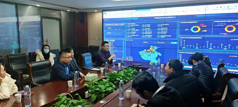 郑州高校和市企联共赴j9.com考察智慧安环系统