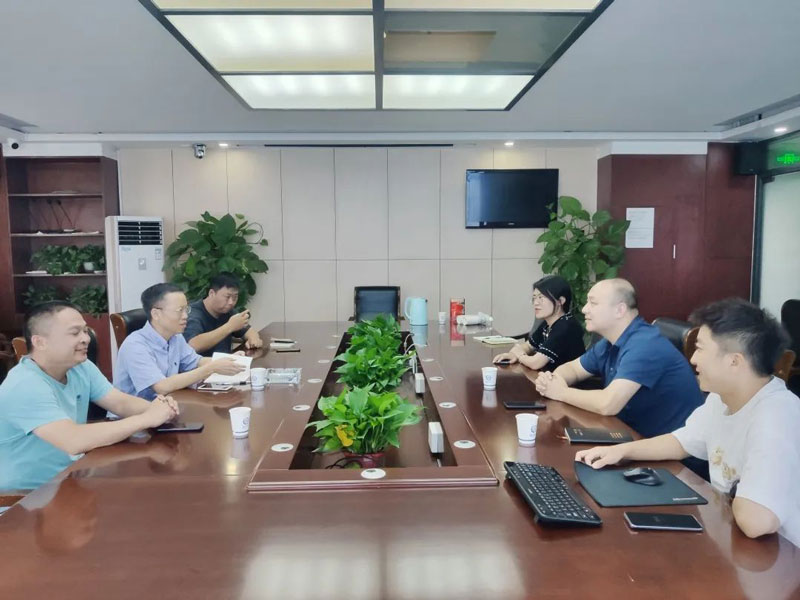 郑州市科技局、发改委、生态环境局领导莅临j9.com集团调研